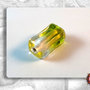 100 Perle vetro - rettangolo bicolore - 8x15 mm - Colore: Verde Acido -Trasparente