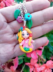 Principessa in fimo Raperonzolo, collana con  bambolina Rapunzel