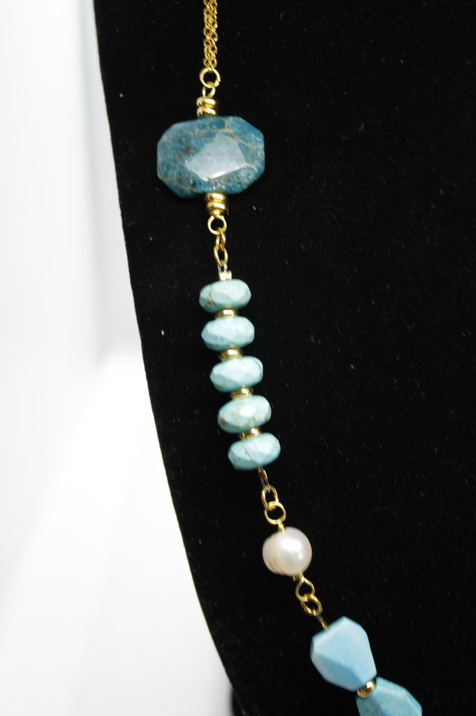 Avalaya Collana flessibile in legno con perline rotonde color