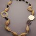 Collana lunga etnica pietre dure onice agata e perle ovali legno bodhi