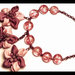 Collana in stoffa e pietre di vetro rosa e viola