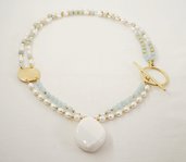 collana due fili perle acqua dolce con pietre dure giada acquamarina e pendente agata bianca