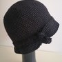 Cappello donna lana nera modello cloche