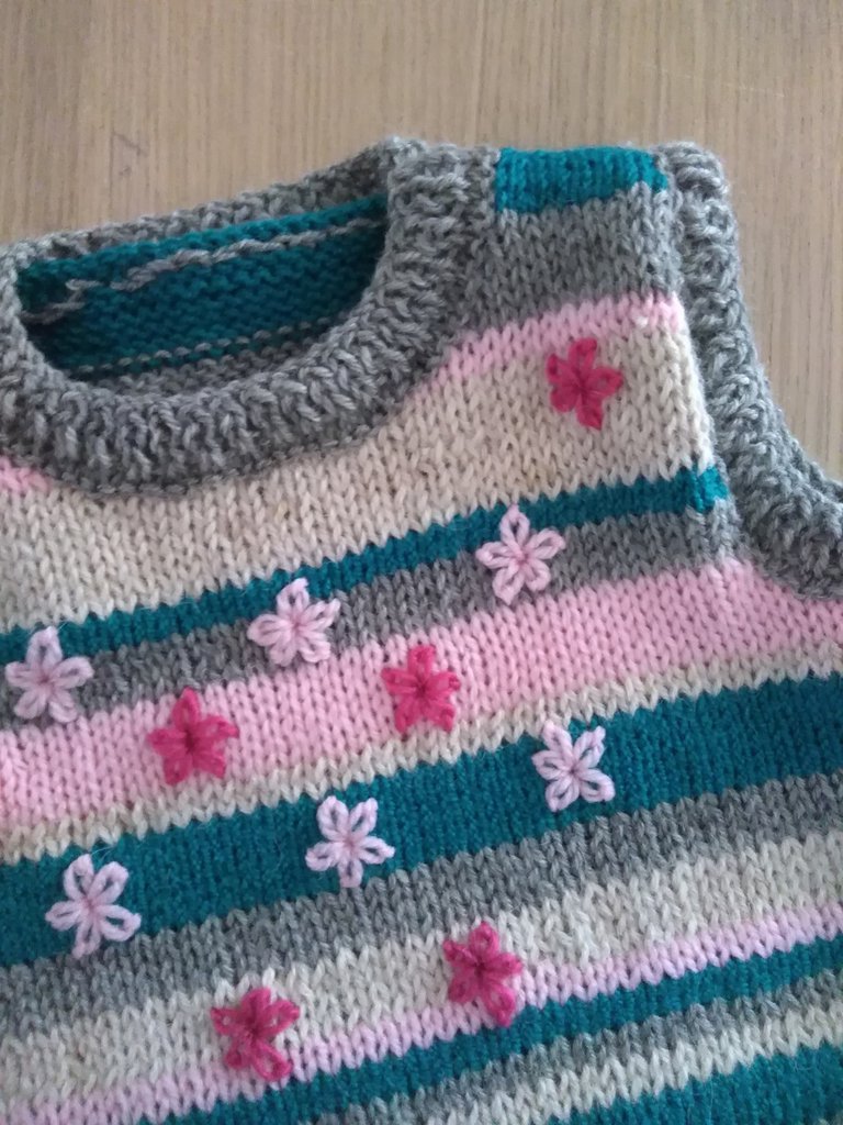 Gilet Bambina Ai Ferri 5 Anni
