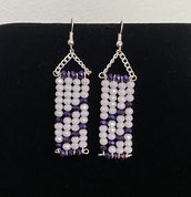 Orecchini con cristalli lilla chiaro e viola metallizzato a mosaico