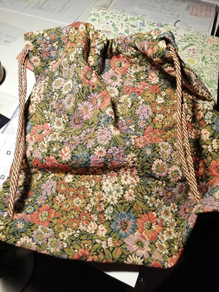 Zaino Donna SKPAT Berkeley Elegante E Capiente In Tela – 27x29x8 Cm – Per Città E Lavoro