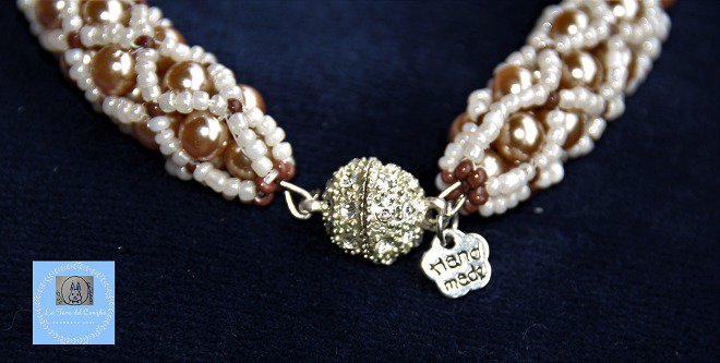 Bracciale A 5 Fili Con Perline Di Opale Bianco 6mm E Chiusura Magnetica Placcata Oro – Fatto A Mano - Foto 3