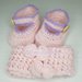 fascetta e scarpette per   neonata, in lana merinos baby , fatta a mano con uncinetto