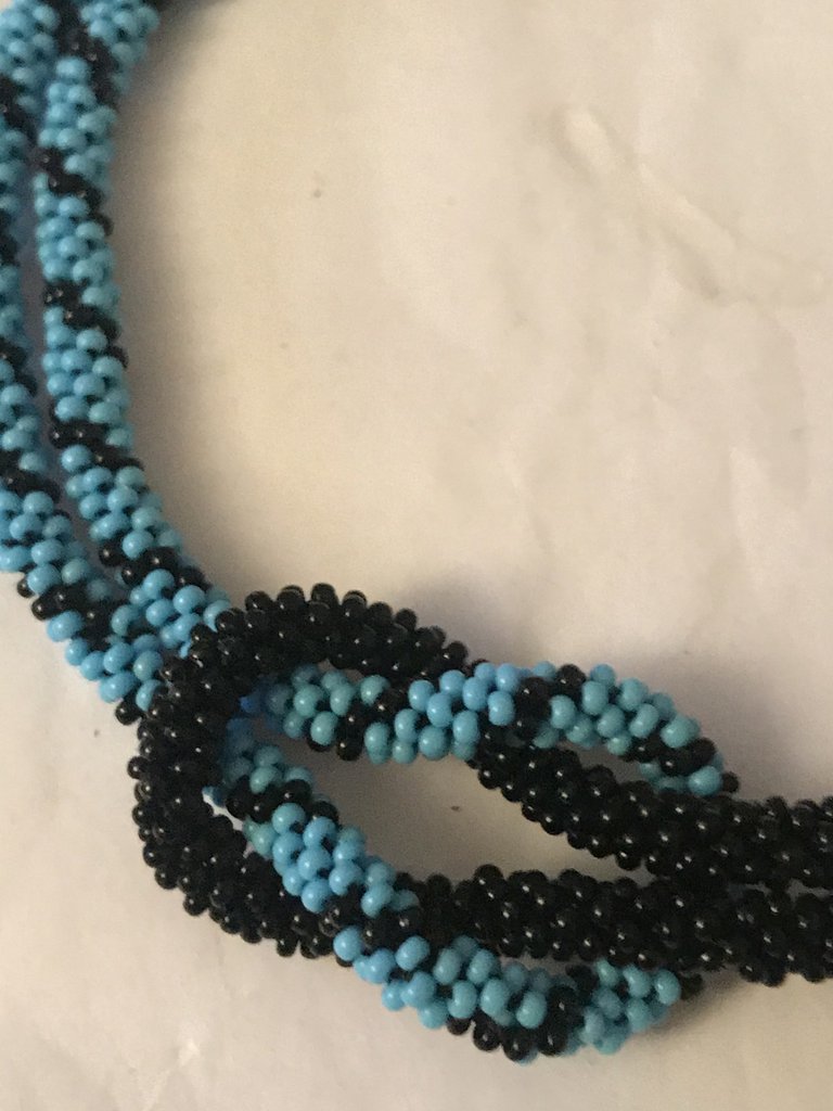 Bocar Collana a nodo multistrato con perline di semi (NK-10316