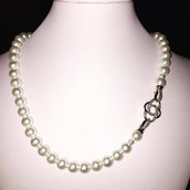 Girocollo Perle di Maiorca bianche e chiusura gioiello argentata con zirconi