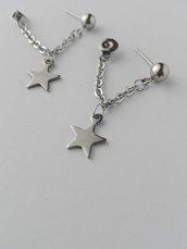Orecchini pendenti in acciaio con catenina e ciondolo a forma di stella con chiusura a perla