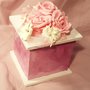 Collezione Fiori - Cofanetto di legno rosa con fiori di porcellana fredda