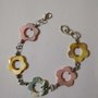 Bracciale con fiori in madreperla