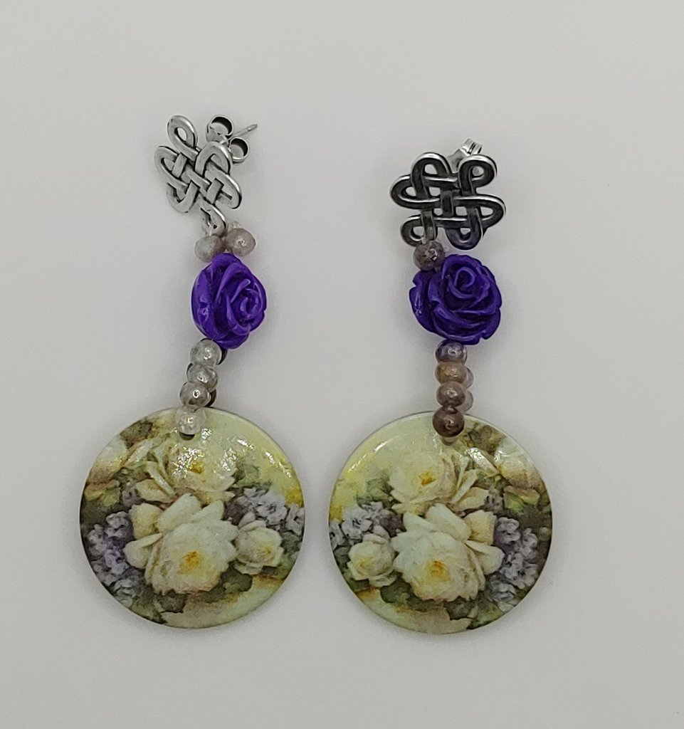 Progettazione Di Pace Di Simbolo Di Pace Del Segno Di Pace Su Fondo Blu - Foto 7