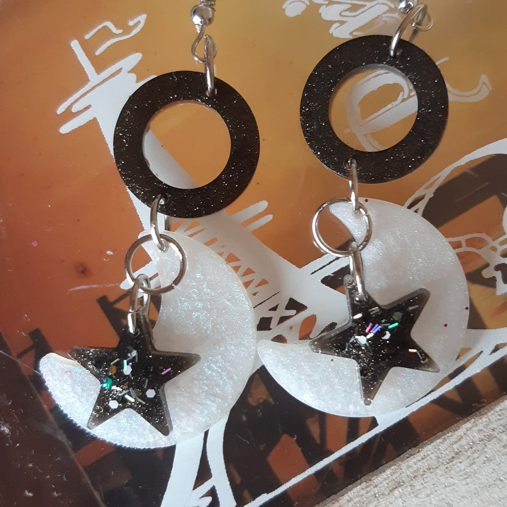 Orecchini pendenti luna oro e tsavorite Sun Day - Oroshop