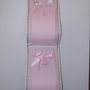Delicato portaroitoli per carta igenica in puro cotone a quadretti bianco e rosa con passamaneria fiocchettidi raso e perline