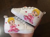 scarpe neonato dipinte