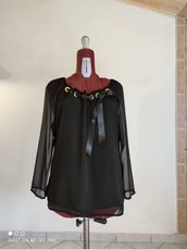 Casacca/ camicia elegante nera di chiffon