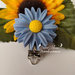 Clip  in silicone alimentare *Girasole* -Celeste-