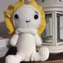 Pupazzo amigurumi bianco