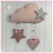 Fiocco nascita nuvola in cotone rosa decorato con due stelle ed un cuore sui toni grigi e rosa