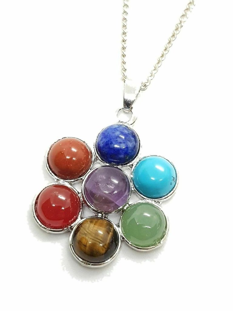la bottega creativa di Eli: COLLANA LUNGA CON CIONDOLO DI CRISTALLI