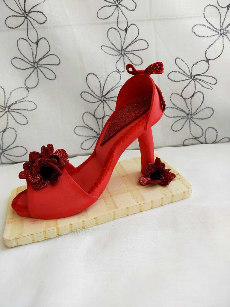 KNOKR Tacchi a punta in raso con tacco basso con strass tacco basso da sposa da donna bordeaux scarpe semplici (colore: rosso, taglia: 3.5