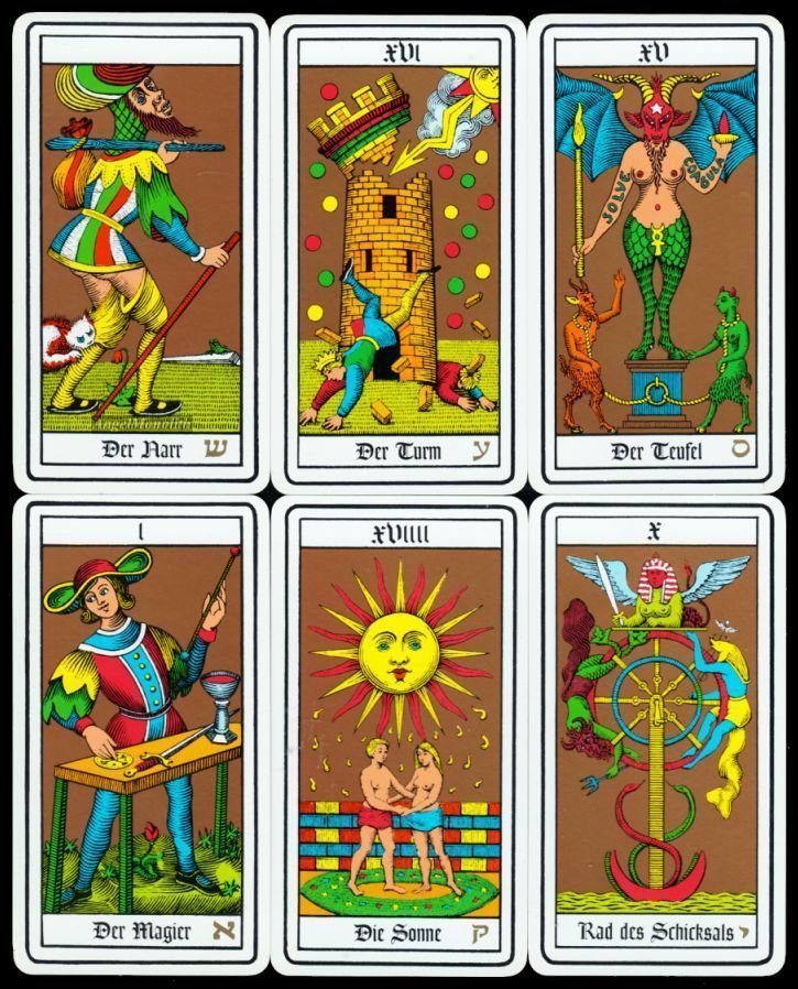 Lettura dei tarocchi Materiali Materiali fatti