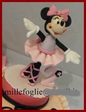 Cake topper/Decorazione torta Topolina ballerina in pasta di