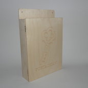 Scatola portachiavi in legno incisa a laser cm 28x22x5