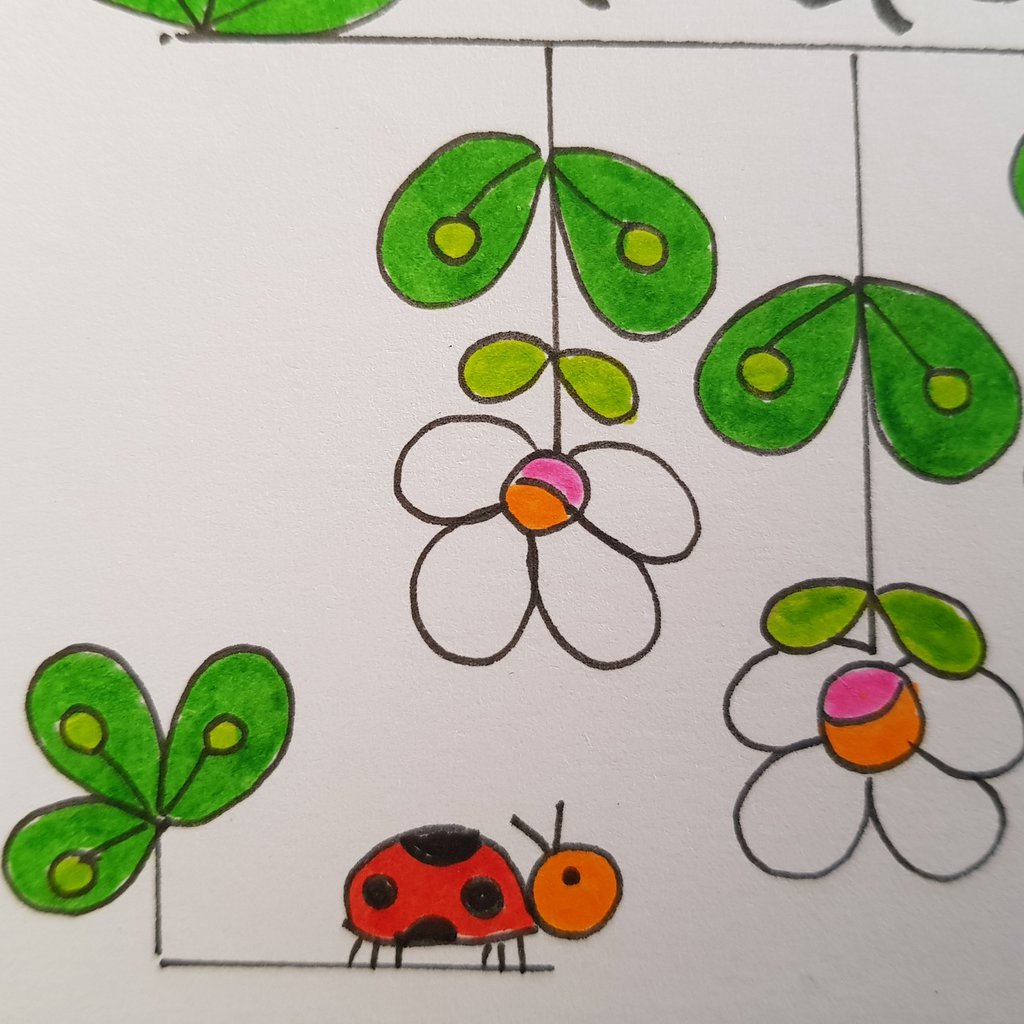 Tema di compleanno Margherite bianche e oro per il tuo bambino