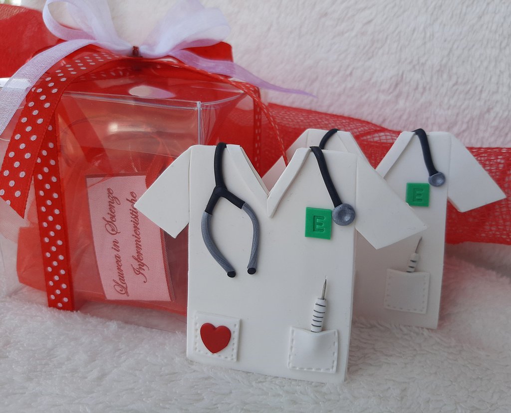 Bomboniera laurea infermieristica e medicina - Feste - Bomboniere