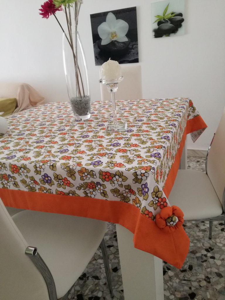 Tovaglia Tonda RONGER In Misto Cotone Con Frange - Diametro 100 Cm - Grigio Chiaro Elegante Per Tavolo Da Cucina