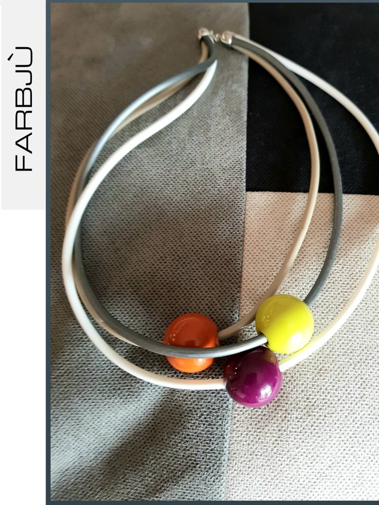 Collana girocollo multicolore in caucciù e resina - Gioielli - Col