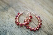 Ghirlanda - orecchini con cristalli rossi