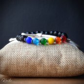 Bracciale arcobaleno perle vetro satinate colorate e nere distanziatori rondelle acciaio