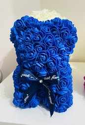 Orsetto di rose blu 