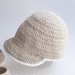 Cappello/cappellino con visiera bianco panna neonata/bambina - fiori rosa antico - Battesimo