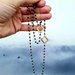 Collana rosario lunga con pietre di spinello nero e oro, fatto a mano, spedizione gratuita