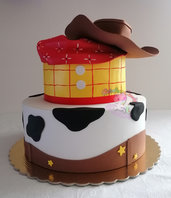 Torta scenografica toy story- torta in gomma crepla personalizzata- torta woody e jessie