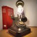 Lampada da telefono vintage con lampadina LED