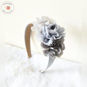 Cerchietto largo grigio argento con fiori in tulle- bimba/donna