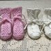 scarpine neonata, nascita, fatta a mano di lana, bianche e rosa