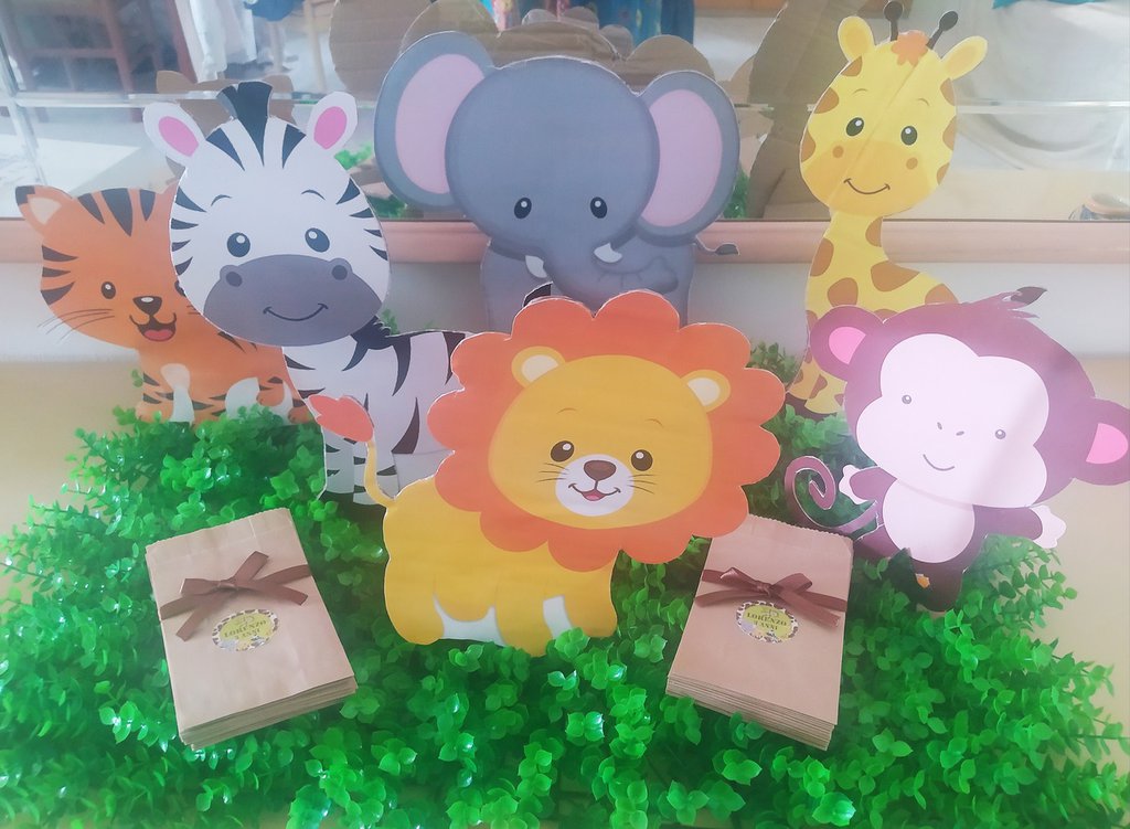 Decorazioni Feste Safari – 2 Tende Con Frange Per Compleanno A Tema Giungla