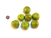 Lotto: 30 Perle Vetro  - 16X13 mm - Colore: Verde Acido Pastello con avventurina - KLP-VA