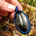 ciondolo in macrame con labradorite