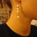 orecchini perle e filo color oro