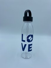 Bottiglia trasparente con tappo nero personalizzata con vinile
