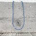 Collana sottile da uomo di pietre di zaffiro blu e pepite in argento, fatto a mano, collana artigianale.