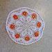 Centrino / centrotavola bianco con inserti arancioni
